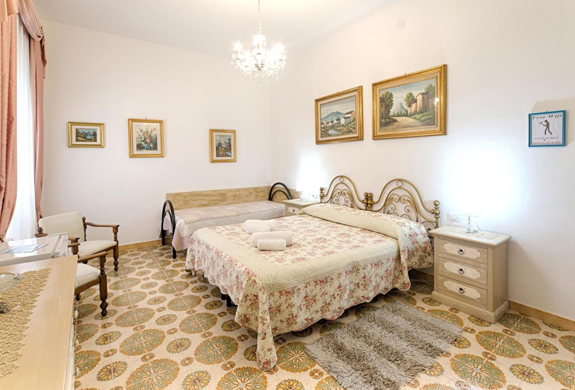 B&B Antica Dimora Ольбия Экстерьер фото