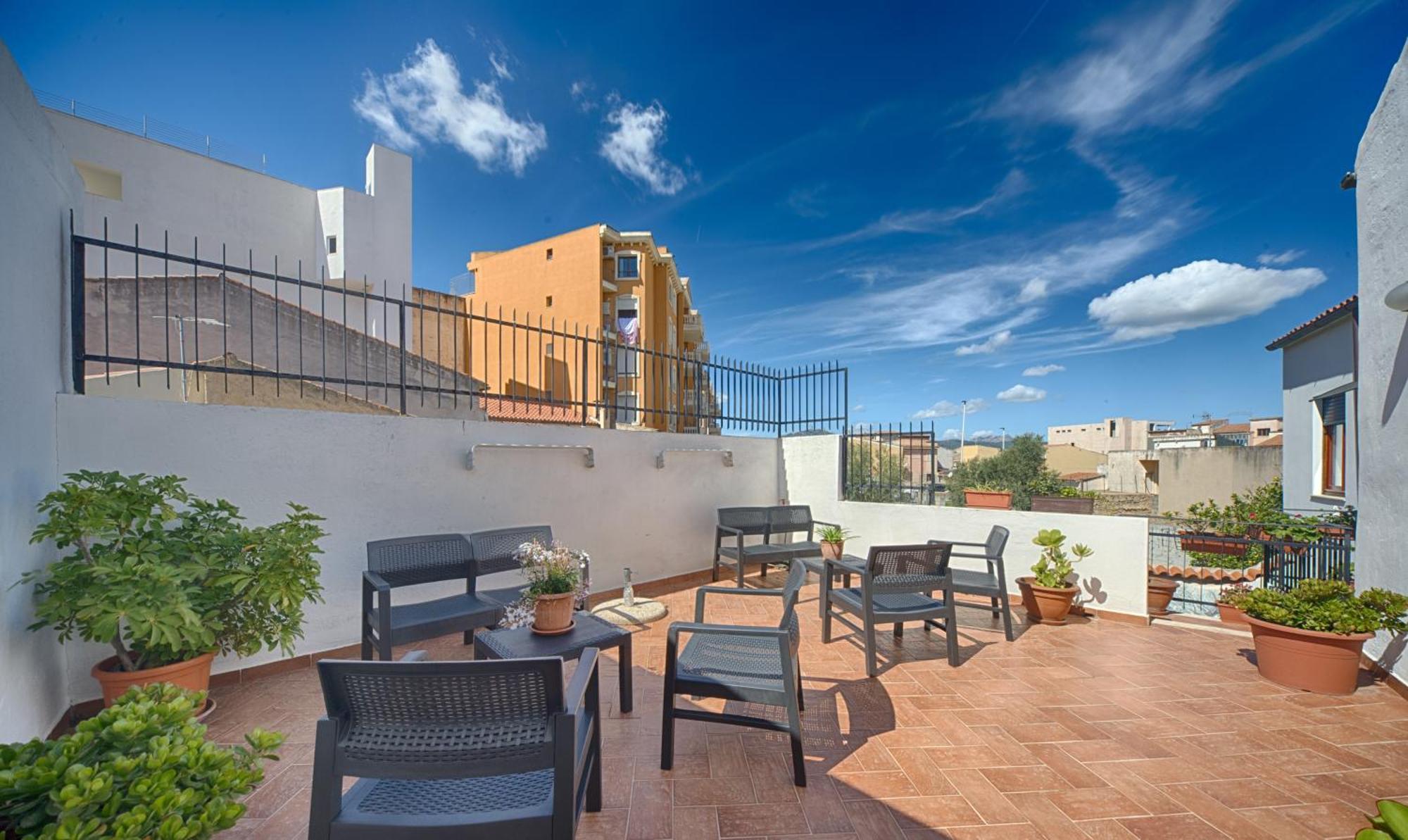 B&B Antica Dimora Ольбия Экстерьер фото