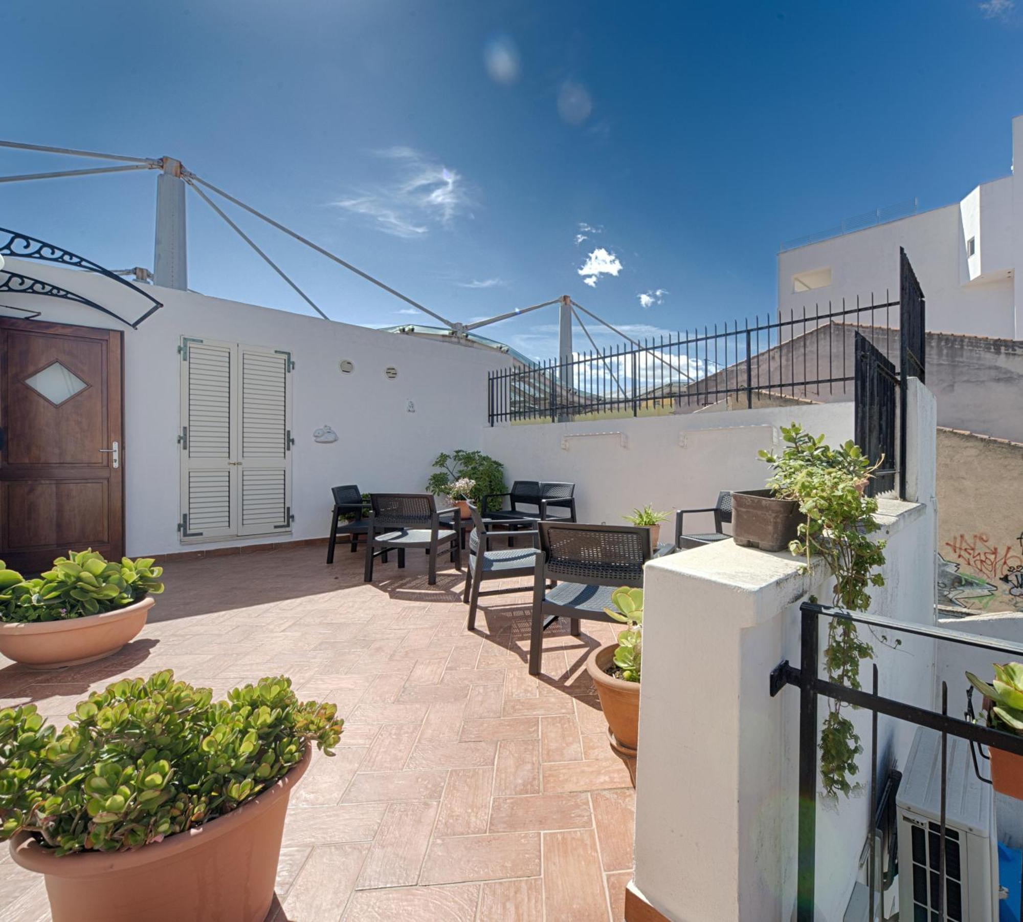 B&B Antica Dimora Ольбия Экстерьер фото